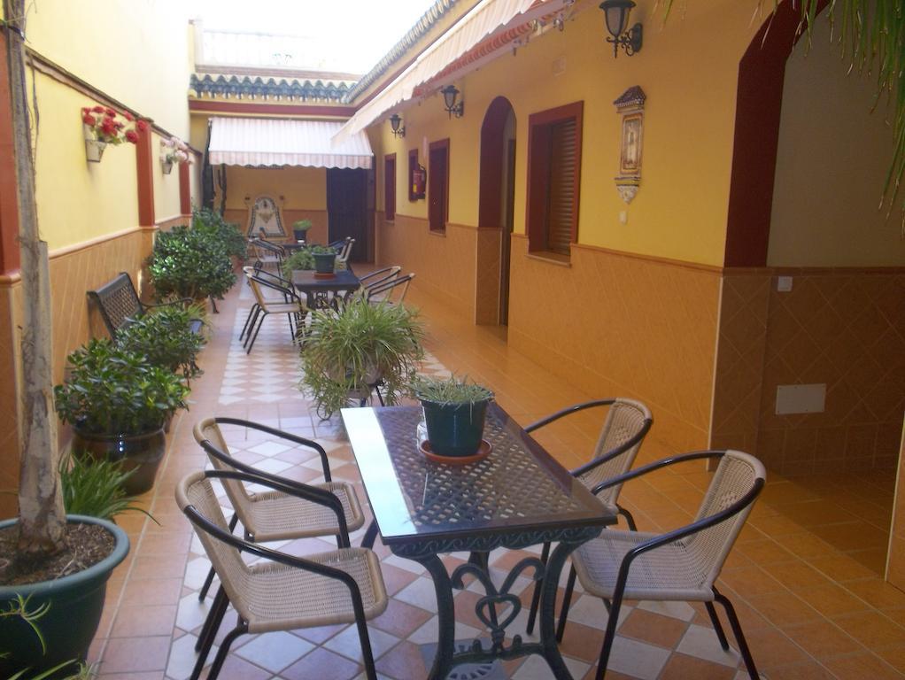 Hostal Monteolivos Cartama Exterior photo